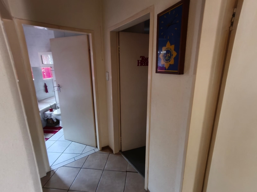 3 Bedroom Property for Sale in Safari Gardens North West